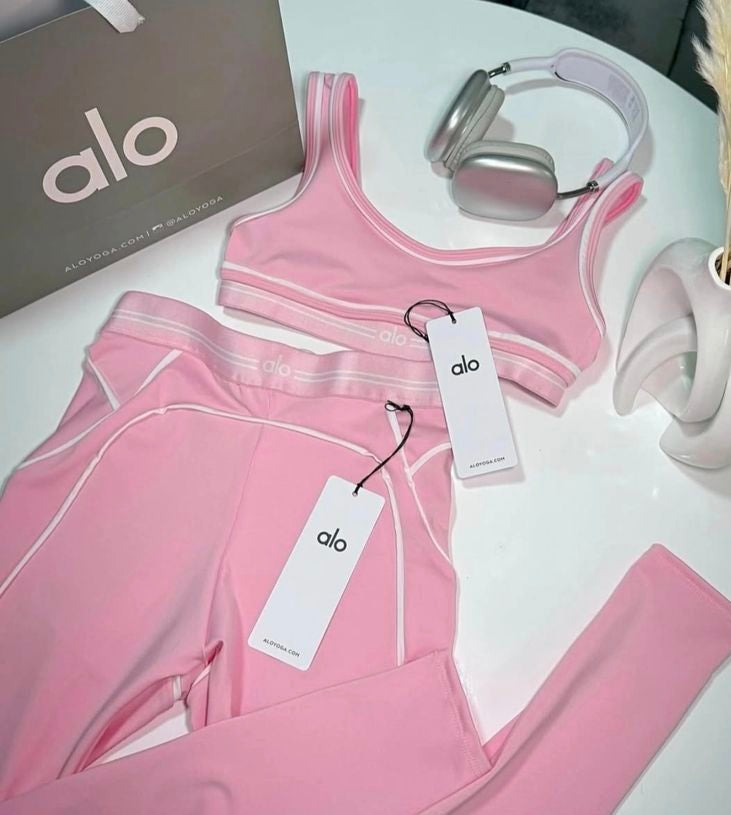 Ensemble Alo yoga